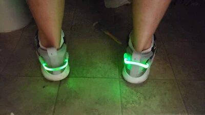 SET OF 30~GREEN LED Clip On Shoe Lights~Jogging Walking Night Safety Runners  - Image 1 of 4