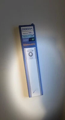 8 Inch LED Ballast BypassShatter Proof 1.2 100 LM 7000K Cool White NEW - Image 1 of 4