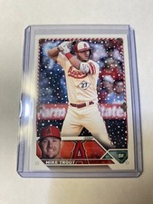 2023 Topps Holiday Mike Trout SP Candy Cane Bat Code #514 Angels