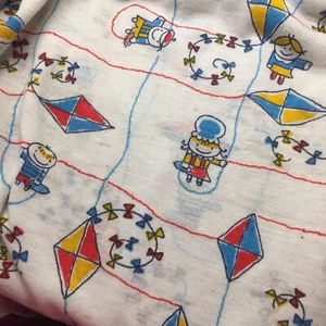 1Yard 60” Wide 1980s Kids Print Kites Novelty Knit Fabric Retro Vintage - Picture 1 of 2
