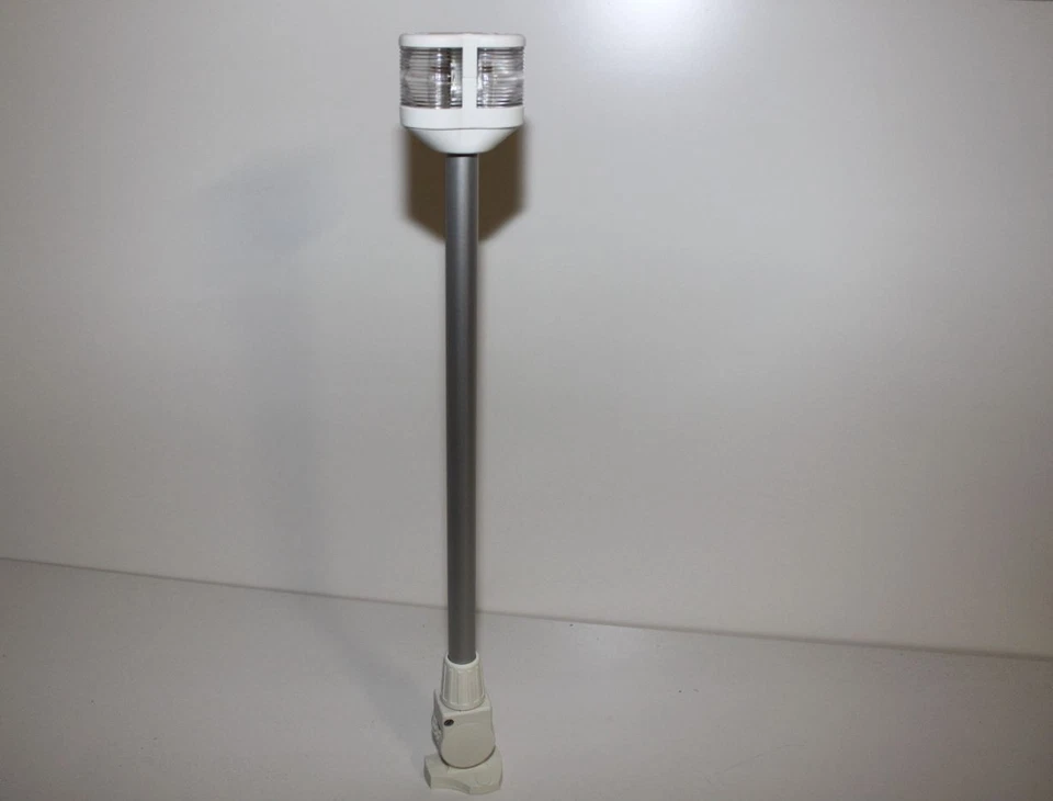 HELLA marine Einbau Hecklaterne Serie 2010 WEISS kompakt Top