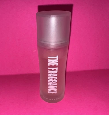 维多利亚的秘密身体 Victoria The Fragrance 香水 1 盎司全新 — 第 1/4 张图片