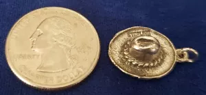 VINTAGE 1940s STERLING SILVER CHARM : Cowboy Hat i16 - Picture 1 of 1