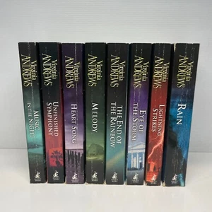 8x Virginia Andrews Paperback Books Bundle Lot Romance, Fantasy, Horror - Picture 1 of 5