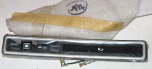 1986 Cadillac Eldorado NOS cruise switch in steering wheel 17981675 - Picture 1 of 2