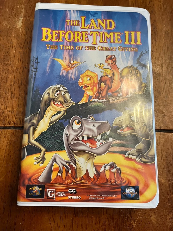 The Land Before Time III: The Time of Great Giving (VHS, 1995, Clamshell) - Image 1 of 1
