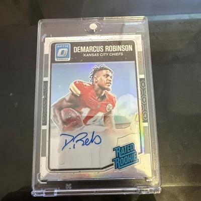 2016 Donruss Optic #164 Demarcus Robinson Auto /99 - Image 1 of 4