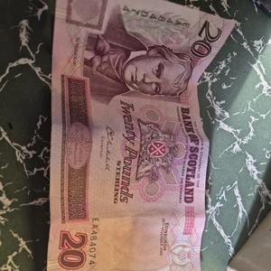 Bank of Scotland:  2003 Edinburgh  26th November  2003 £20 banknote - Picture 1 of 5