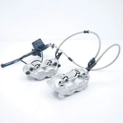 Pinzas Brembo 100 mm montaje radial maestro de freno delantero Ducati Monster 796 OEM Foto 1 de 4