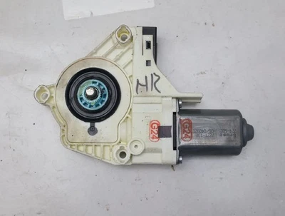 LAND ROVER RANGE ROVER SPORT L320 09-2012 REAR RIGHT WINDOW MOTOR - Image 1 of 3