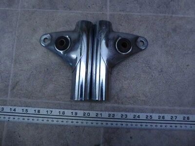 Kawasaki KZ400 1974 OHC K759) Juego de soportes de faros horquilla delantera cromada Foto 1 de 4