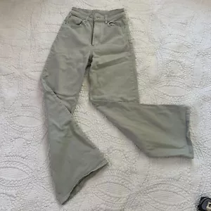 Divided Women's Gray Denim Wide Leg High Rise Jeans US Size 4 - Picture 1 of 13