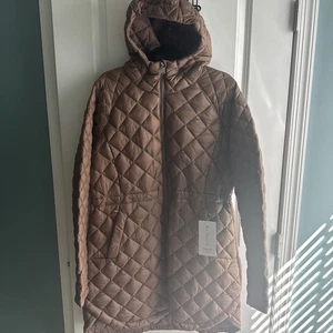 NWT ATHLETA WHISPER FEATHERLESS PARKA RUSTIC BEIGE COLOR - LARGE TALL - $229 - Picture 1 of 21