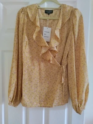 Ladies Long Sleeved Blouse Size 8 New With Tags - Image 1 of 4