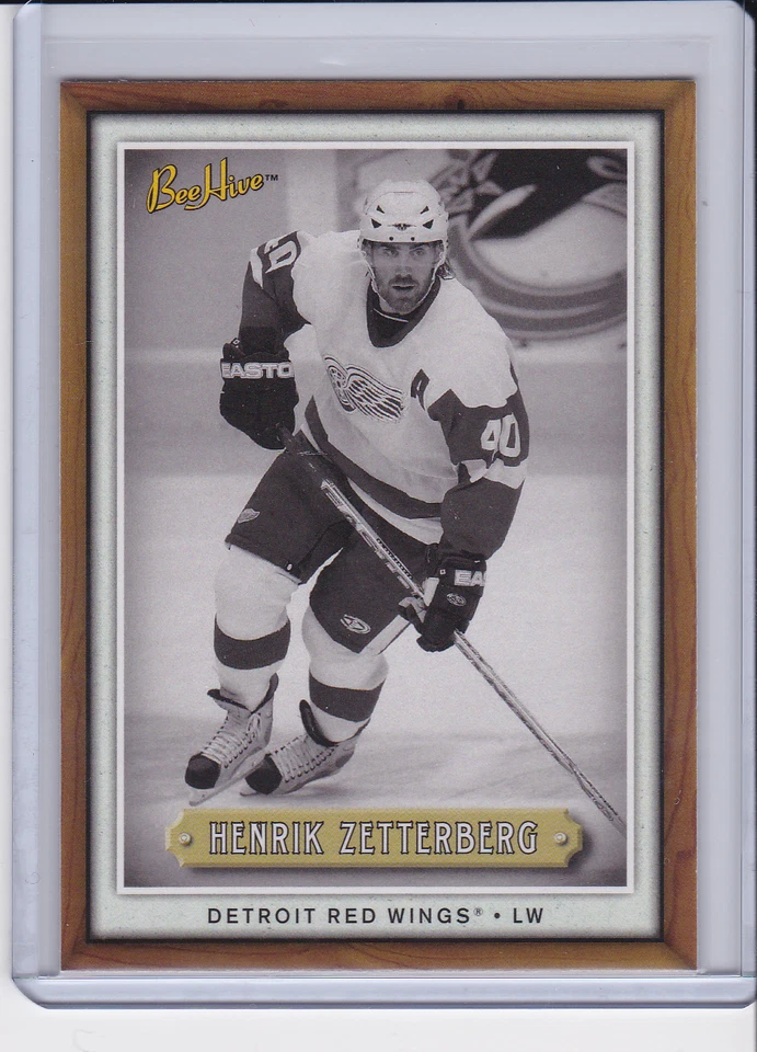 2006/07 UPPER DECK BEEHIVE HENRIK ZETTERBERG WOOD PARALLEL 64  RED WINGS - Image 1 of 1