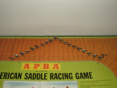 20 PIECE TOKEN FIGURE VINTAGE APBA AMERICAN SADDLE HORSE RACE GAME WITH BLINKERS - Image 1 of 4