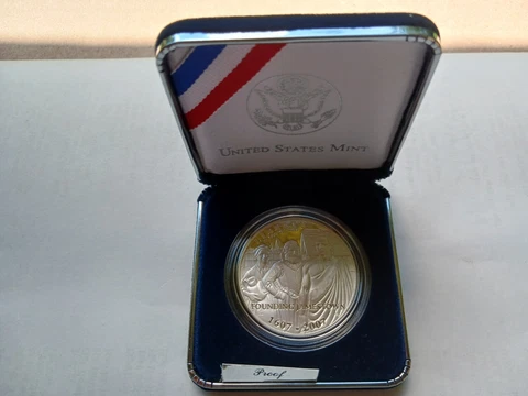 2007 silver proof coin ...Jamestown commemorative with original box coa Cover