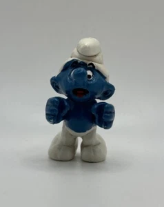 Vintage Smurfs Prisoner Smurf 40212 Jail Rare Figure 1980s Toy Figure ONLY - Picture 1 of 6
