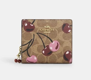 ❤️Coach Snap Wallet - CZ347 Signature Coated Canvas w/Pink Cherry Print - NWT - Picture 1 of 10