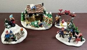 Christmas Village Figurines Accessories x4 Cobblestone Corner 2003 Tree Stand - Picture 1 of 11