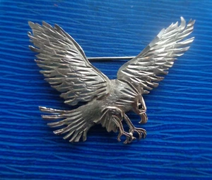 Vintage 9ct Yellow Gold & Sapphire EAGLE Brooch h/m 1988 Birmingham - Bild 1 von 6