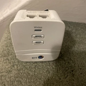 Single BT Mini Wi-Fi Home Hotspot 600 Add-on Powerline Adapter 2 Ports - WiFi - Picture 1 of 4