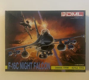 DML Model Kit F-16C Night Falcon 388th TFW 421st TFS 1:144 Scale 4535-03 - Picture 1 of 8