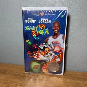 Space Jam (VHS, 1997, Clam Shell) With collectible Coin New Sealed - Picture 1 of 7