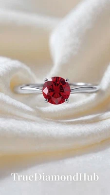 💎 Anillo de diamantes cultivados en laboratorio rojo corte redondo de 2 quilates en banda de plata - Truediamondhub Foto 1 de 4