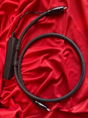 Audioquest Coffee, coaxiales 75 Ohm Digital-Kabel 0,75 m mit 72 V DBS-System 2 - Bild 1 von 3