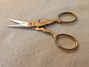BOHIN RUNNING RABBIT EMBROIDERY SCISSORS GOLD GILT HANDLES - MADE IN FRANCE - Picture 1 of 9