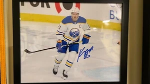Kyle Okposo Autographed Signed Buffalo Sabres 8x10 Photo Framed - Picture 1 of 1