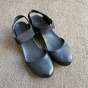 Lauren Blackwell Black Faux Leather Mary Jane comfort Wedges Size 9 - Picture 1 of 7