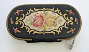 Antike Französische Puppe Necessaire Gobelin Etui Vergoldet Kamm Spiegel - Bild 1 von 3