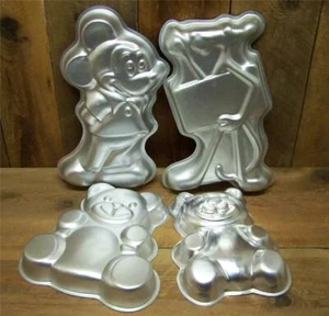 Lot of 4 Vintage WILTON Cake Pan Jell-O Mold Mickey Pink Panther Teddy Bears - Picture 1 of 10