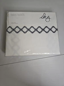 Sky Embroidered Percale Twin Duvet Cover & Sham Set White / Navy Blue New NWT - Picture 1 of 5