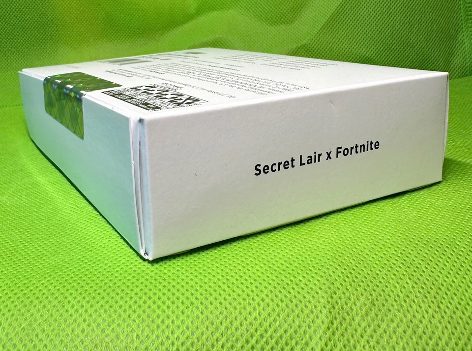 Magic the Gathering Secret Lair x FORTNITE, NON-Foil (New, Sealed) mtg - Immagine 1 di 3