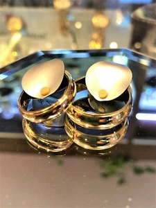 Wedding Band Pair – Solid Pattern w/ Rough Trim 10kt Gold Contemporary Rings - Bild 1 von 9