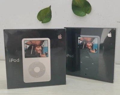 New (unused) Apple iPod Classic 7th generation 120GB black/silver MP3 player 🎶 - Image 1 of 4