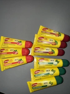 Paquete de 9 bálsamos labiales hidratantes Carmex Daily Care cereza, fresa, verde invierno - Imagen 1 de 4