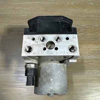 04-06 DODGE MERCEDES SPRINTER ABS MÓDULO BOMBA FRENO A 000 446 74 89 Foto 1 de 4