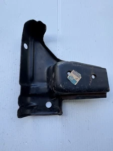 NOS 1971-73 Chevy Vega Sedan + Coupe LH Rear Bumper Bracket 3982077 - Picture 1 of 3