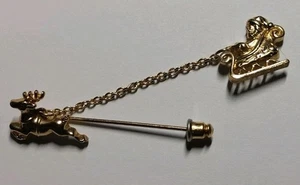 Bijoux de costume vintage épingle AVON BÂTON RENNE MOTIF TRAÎNEAU ton or vacances - Photo 1/8