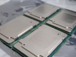 LOT of 4 Intel Xeon Bronze 3104 6-Core 1.70GHz 8.25MB 85W SR3GM Processors - Picture 1 of 3