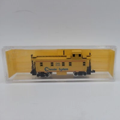 N Atlas 3574 C&O Chessie System Caboose #3549 LNIB - Image 1 of 4