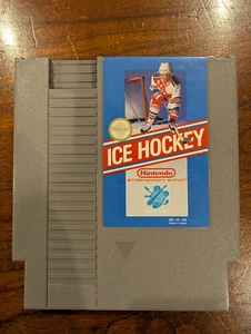 Ice Hockey (Nintendo, 1988) - Picture 1 of 2