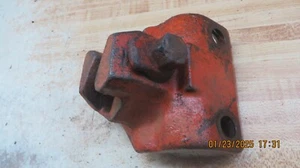 SPIN OUT WHEEL CLAMP INT, A C, FORD, JD AND MORE TRACTOR - Picture 1 of 7