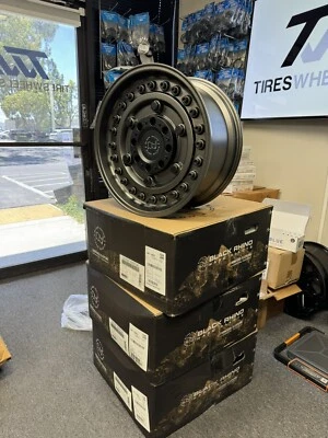 [ 4 ] Black Rhino Wheels Armory - Gun Black 6x135/5.5 / 20x9.5" / -18mm Chevy - Image 1 of 4