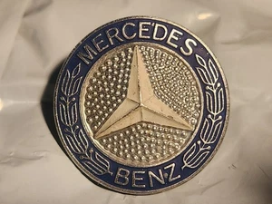 Mercedes Benz W126 W123 Hood Grille Emblem 300SE 300SD 300D 240D 280E 280CD 300C - Picture 1 of 6