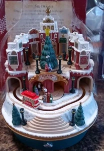 2005 Hallmark Andenken Ornament Stadt Bürgersteige Magie Musik Lichter Bewegung Neu - Bild 1 von 6